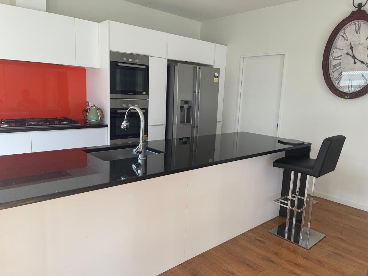 Stunning Park Side Holiday Home Christchurch Eksteriør billede