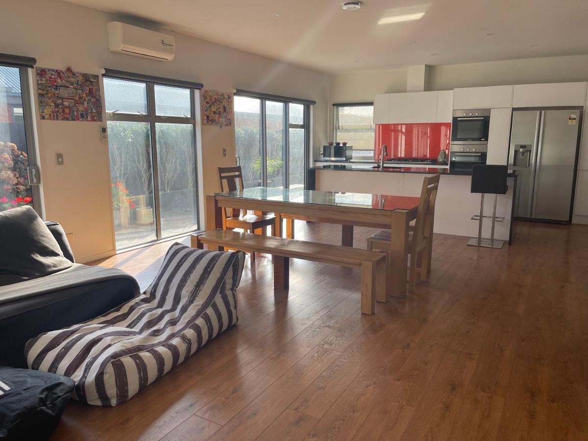 Stunning Park Side Holiday Home Christchurch Eksteriør billede